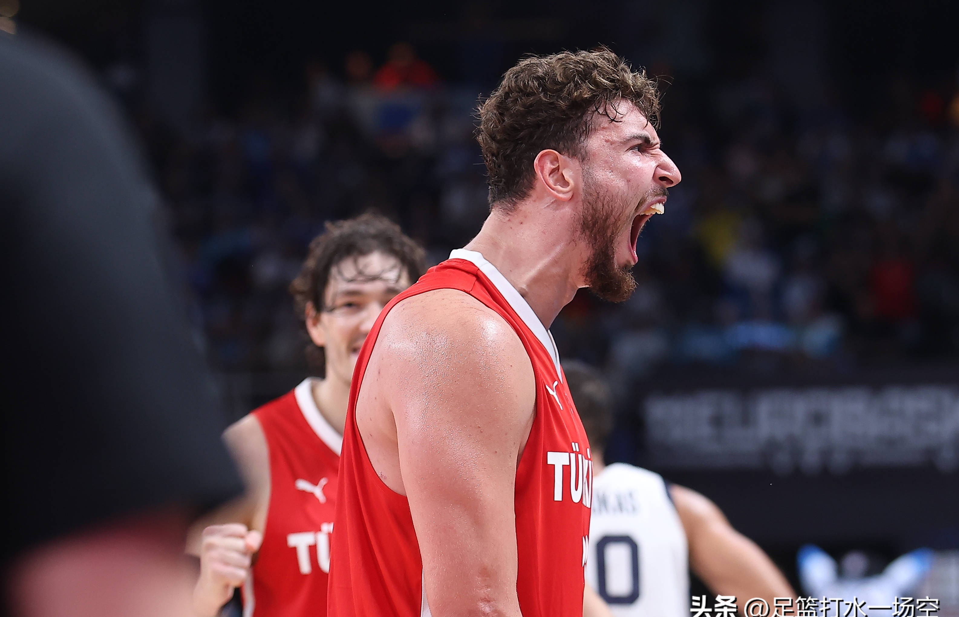 AC Milan Sports-包含这也行？德罗巴关键节点惊险取胜冲刺阶段布莱顿备战德国杯，赛后新疆广汇备战CBA常规赛的词条